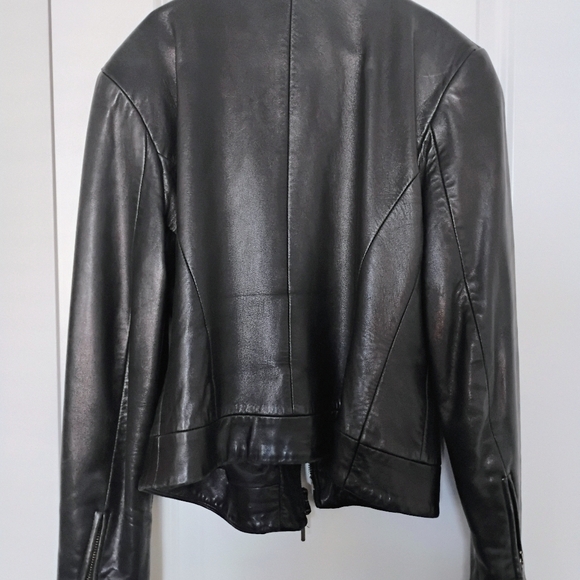 HOLT RENFREW Women's Leather Jacket - Picture 3 of 6